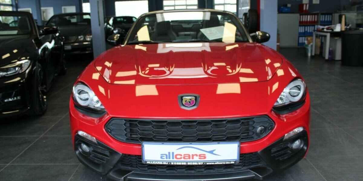 Fiat 124 Spider Abarth Serie 0 Turismo 1.4 MultiAir Tur 70.994 km 23.980 &euro; Euskirchen 53881