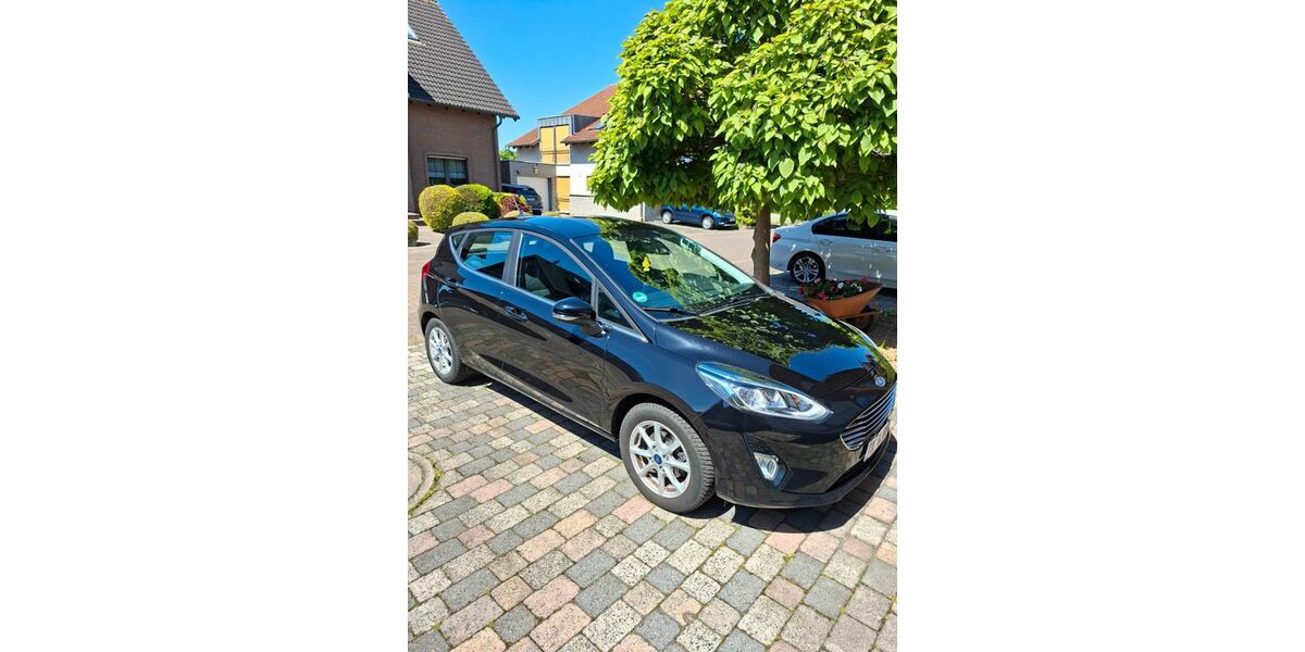 Ford Fiesta 109.000 km 7.999 &euro; Dormagen 41539