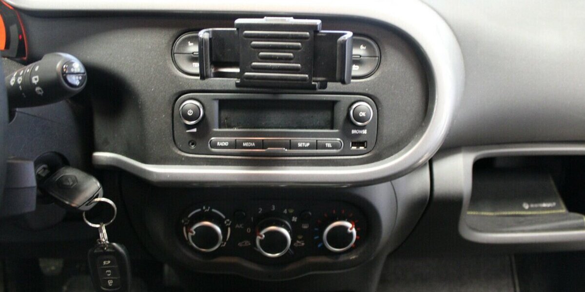 Renault Twingo SCe 70 Limited 21.803 km 8.480 &euro; Euskirchen 53881