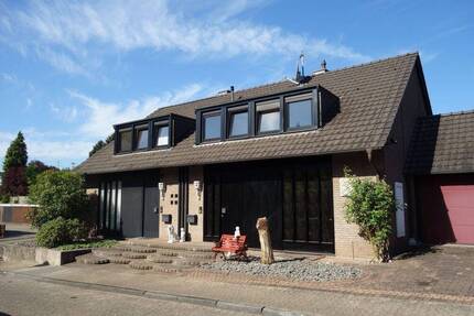 Haus Düsseldorf Hubbelrath - 7 Zimmer, 237 m&sup2;, 870.000&euro; | Angebot:25665188