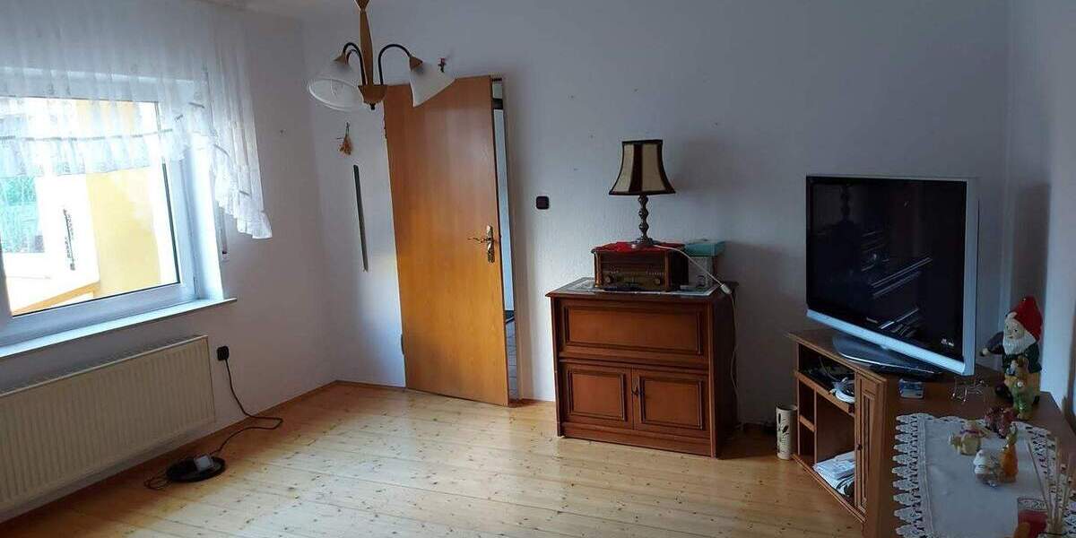 Doppelhaushälfte Bornheim - 7 Zimmer, 162 m&sup2;, 399.000&euro; | Angebot:25696646