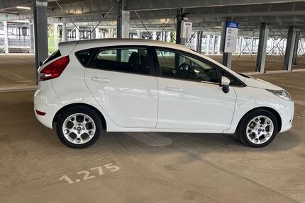Ford Fiesta 85.903 km 5.100 &euro; Monheim 40789