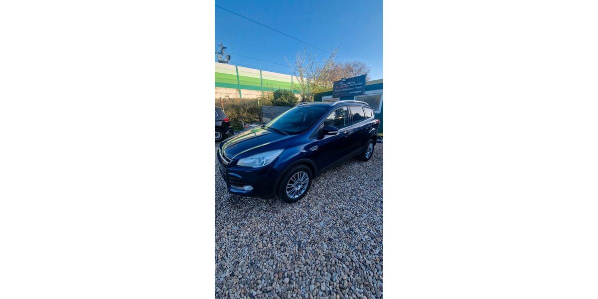 Ford Kuga 105.000 km 7.900 &euro; Düren 52349