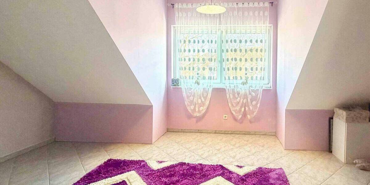 Einfamilienhaus Köln Blumenberg - 7 Zimmer, 640.000&euro; | Angebot:26827032