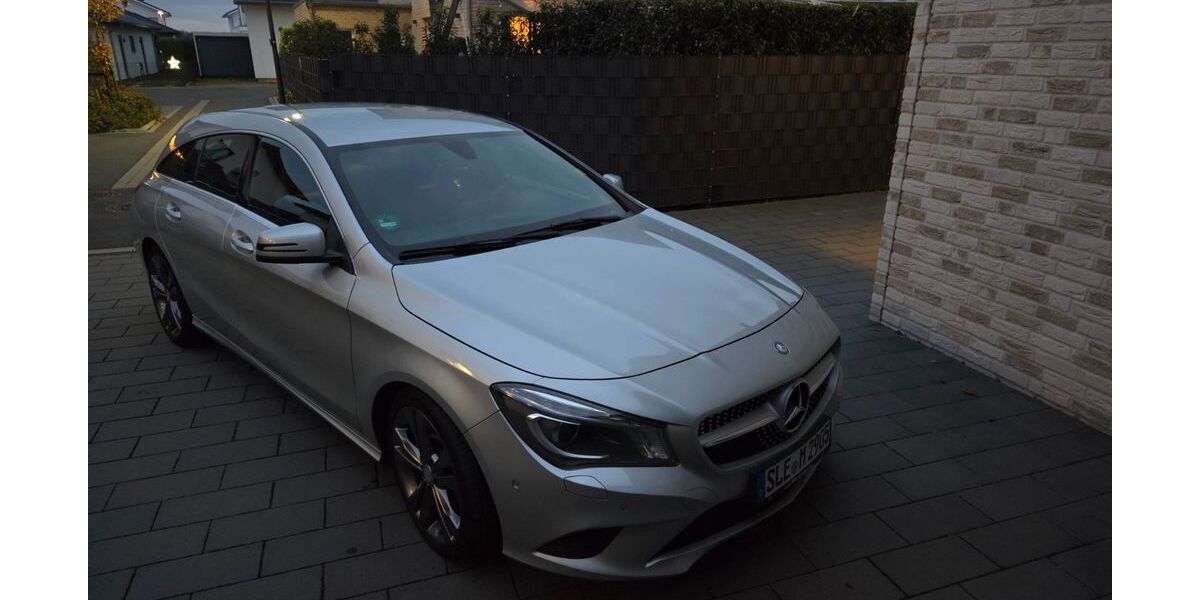 Mercedes-Benz CLA 200 225.400 km 11.500 &euro; Zülpich - Dürscheven 53909