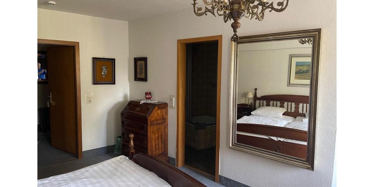 Etagenwohnung Grevenbroich - 3 Zimmer, 65 m&sup2;, 500&euro; | Angebot:24757137