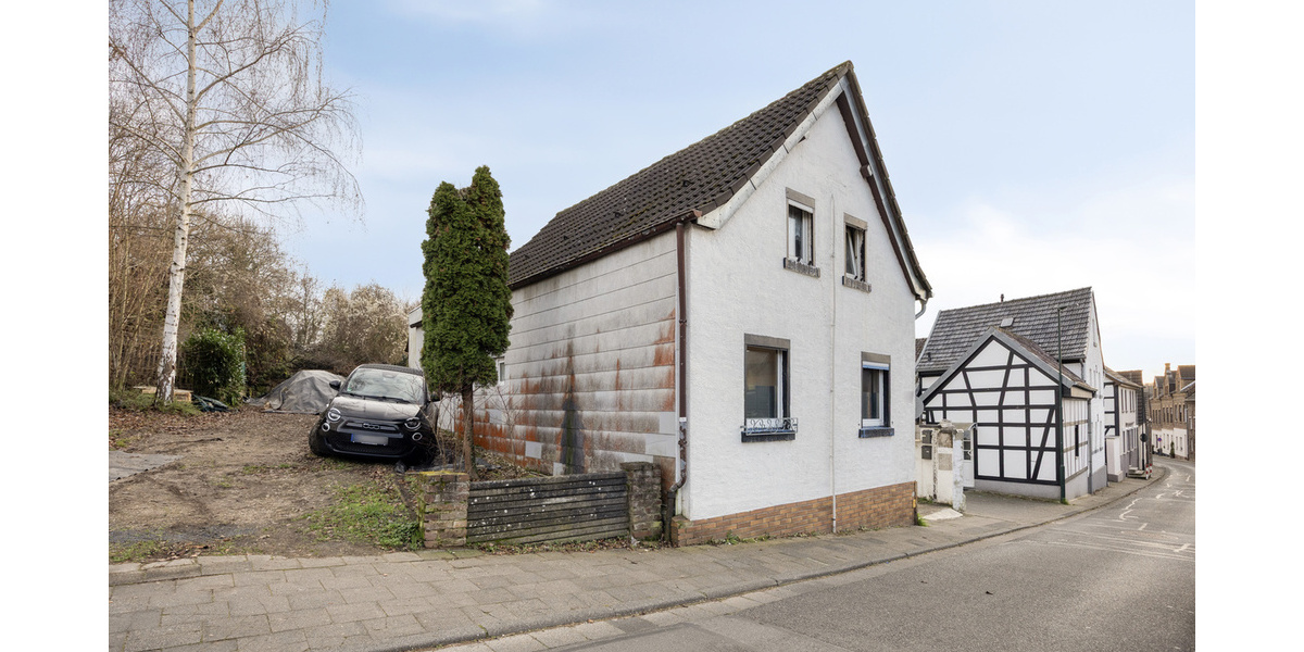 Mit 3D: Historisches Fachwerkhaus nahe der Horremer Innenstadt in ruhiger Lage mit Einliegerwohnung - Einfamilienhaus Kerpen Balkhausen | Angebot:24628619
