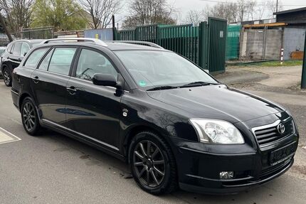 Toyota Avensis 260.000 km 1.800 &euro; Köln 50739
