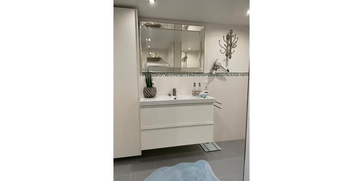 Erdgeschoßwohnung Köln Lindenthal - 5 Zimmer, 220 m&sup2;, 539.000&euro; | Angebot:25916142