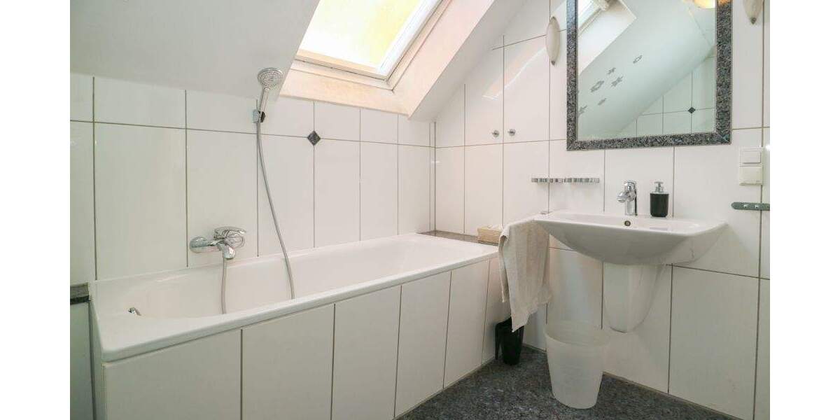 Doppelhaushälfte Grevenbroich / Neuenhausen Neuenhausen - 5 Zimmer, 132 m&sup2;, 445.000&euro; | Angebot:25777110