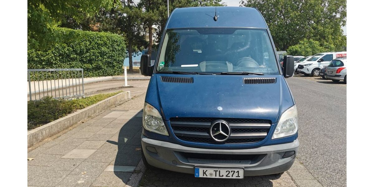 Mercedes-Benz Sprinter 377.000 km 9.500 &euro; Köln 50858