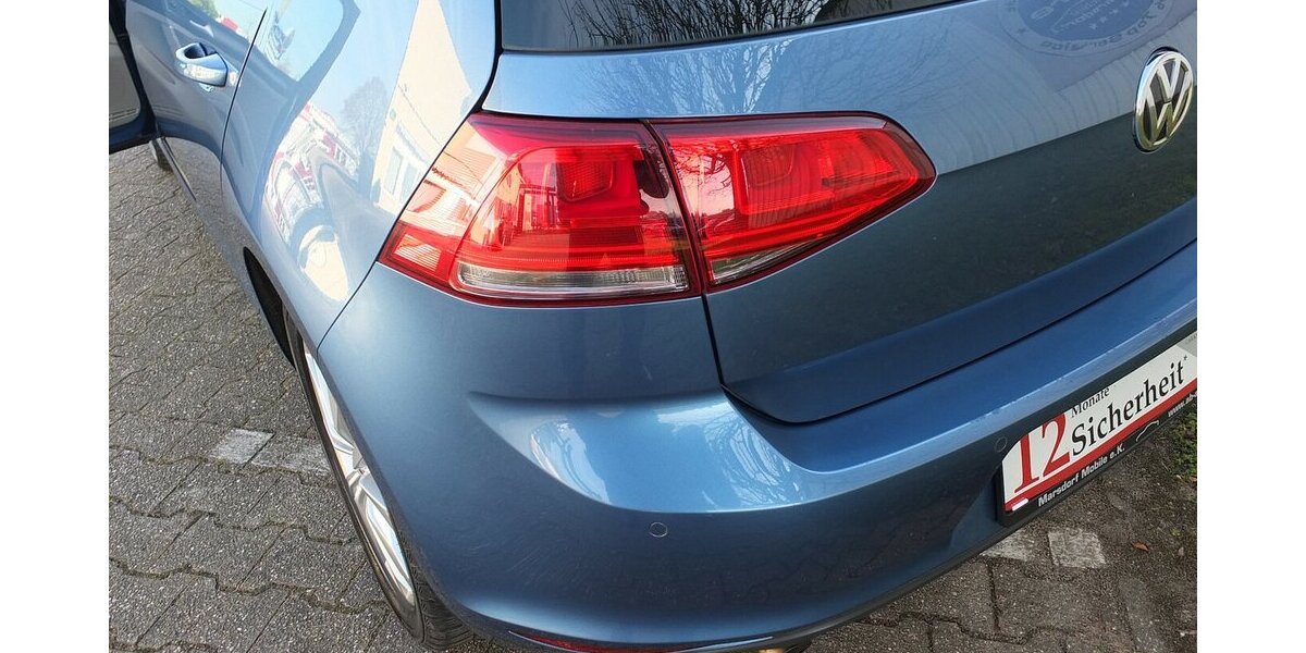 VW Golf VII COMFORTLINE PANORAMADACH KLIMAAUTOMATIK 1 150.000 km 9.908 &euro; Köln 50858