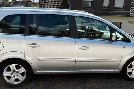 Opel Zafira 228.000 km 3.300 &euro; Alfter 53347