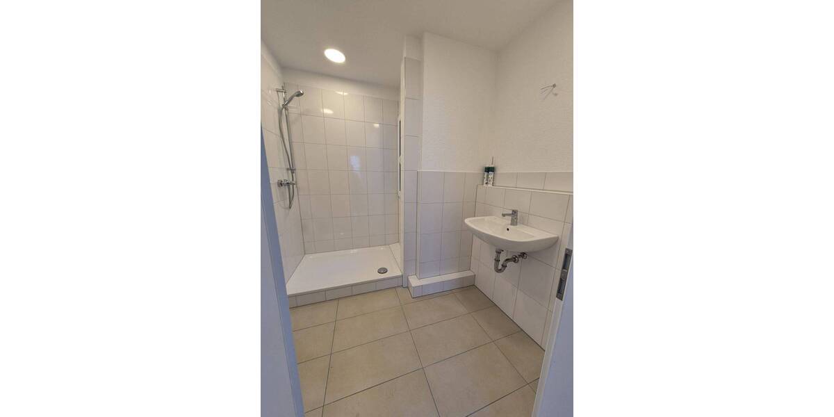 Etagenwohnung Köln Höhenberg - 3 Zimmer, 80 m&sup2;, 1.080&euro; | Angebot:25938841