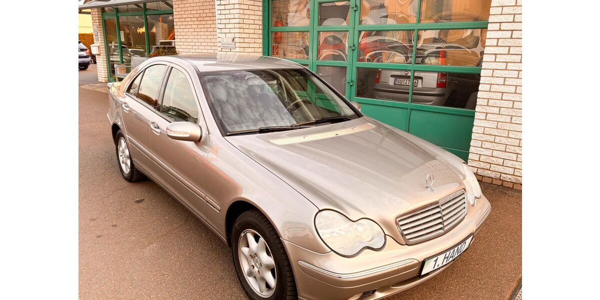 Mercedes-Benz C 180 57.966 km 9.950 &euro; Bornheim 53332