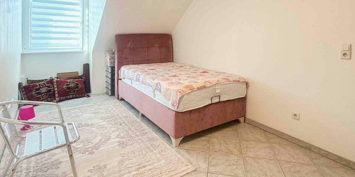 Einfamilienhaus Köln Blumenberg - 7 Zimmer, 640.000&euro; | Angebot:26827032