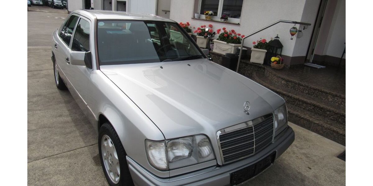 Mercedes-Benz E 200 134.000 km 6.600 &euro; Leverkusen 51371