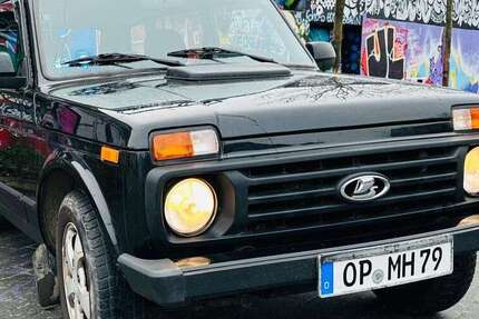 Lada 4x4 42.000 km 17.500 &euro; Leverkusen, Stadt 51381