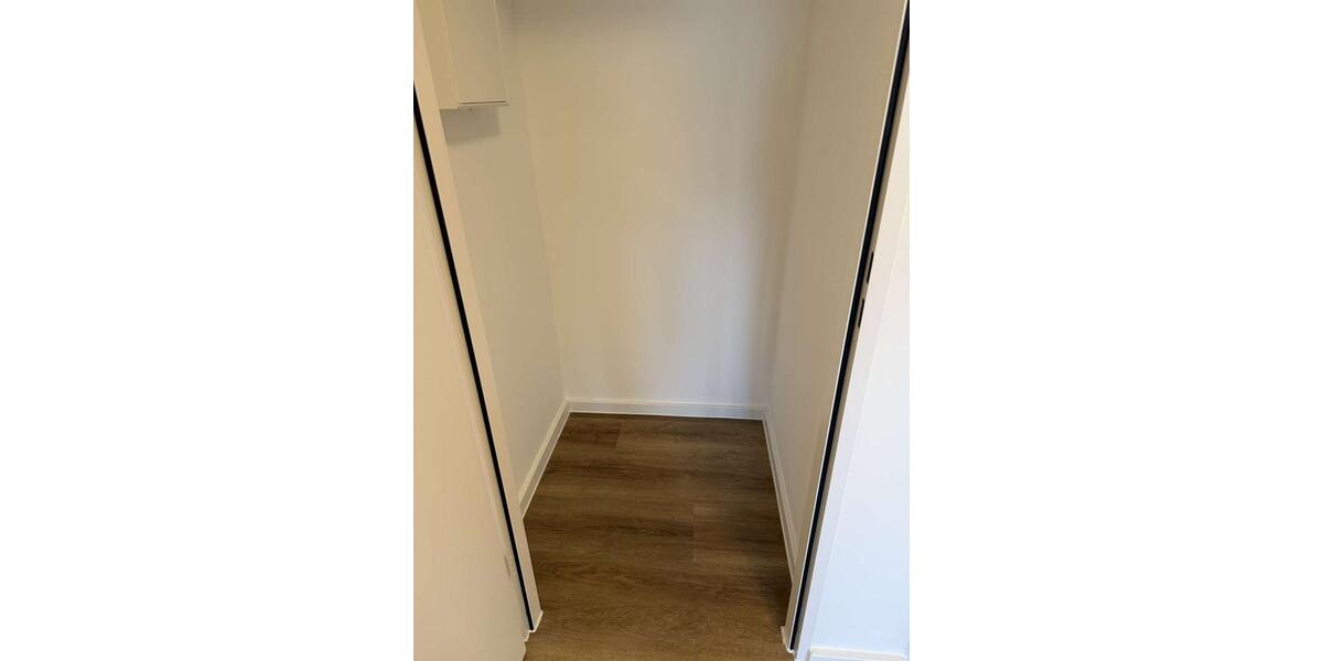 Etagenwohnung Köln Porz - 3 Zimmer, 96 m&sup2;, 1.400&euro; | Angebot:25718785