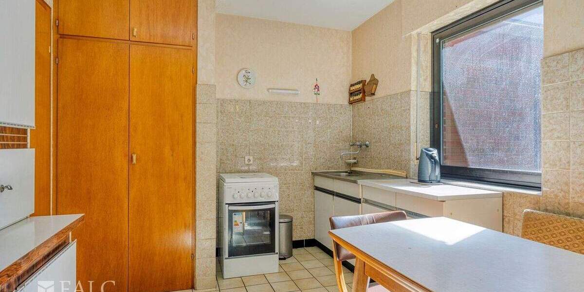 Reihenendhaus Köln Weiden - 5 Zimmer, 124 m&sup2;, 599.000&euro; | Angebot:25837043