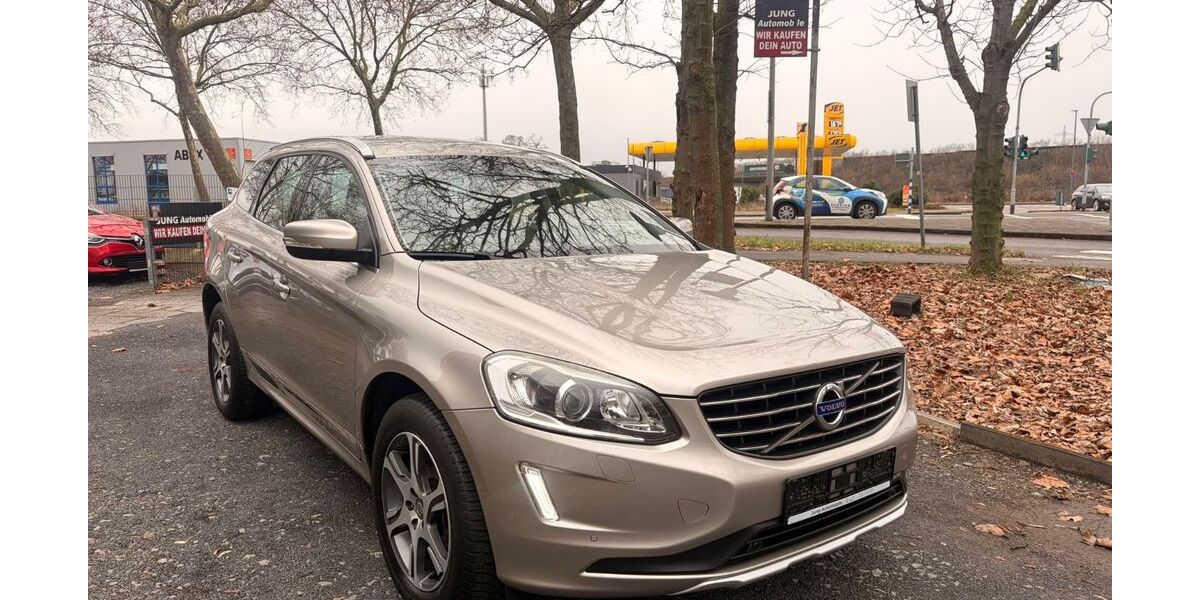 Volvo XC60 84.000 km 18.999 &euro; Köln 51107