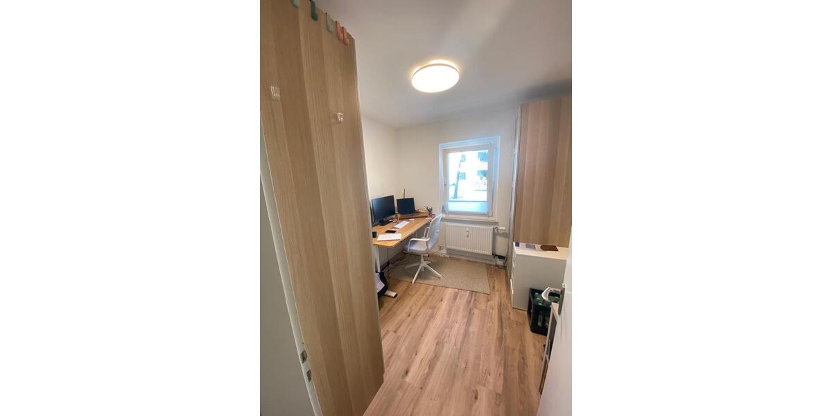 Etagenwohnung Köln Innenstadt - 3 Zimmer, 57 m&sup2;, 1.500&euro; | Angebot:25839817