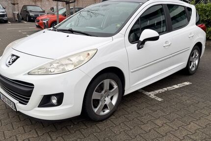 Peugeot 207 189.000 km 3.300 &euro; Köln 50739