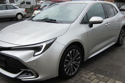 Toyota Corolla 77.300 km 19.990 &euro; Köln 51105