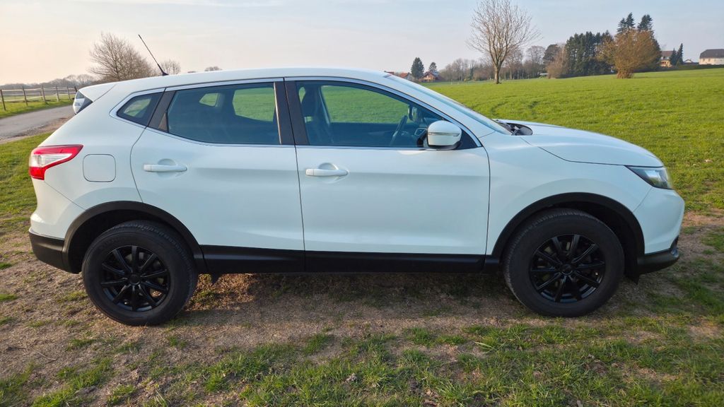 Nissan Qashqai 195.000 km 5.999 &euro; Leverkusen 51379