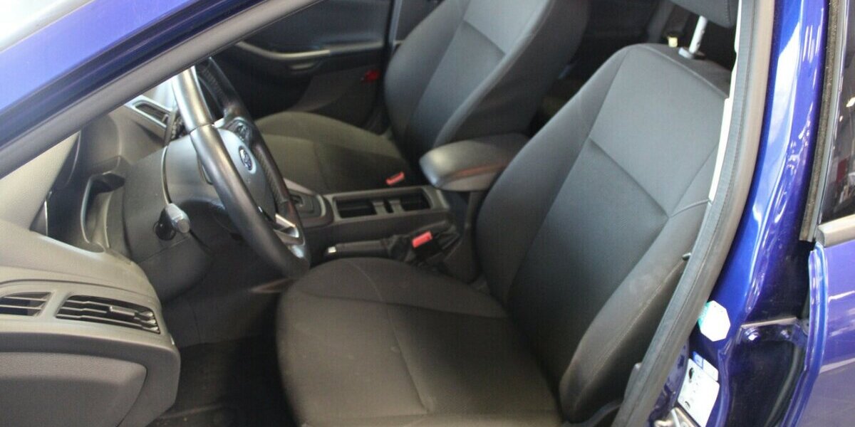 Ford Focus 1,5 TDCi DPF Automatik 113.461 km 10.980 &euro; Euskirchen 53881