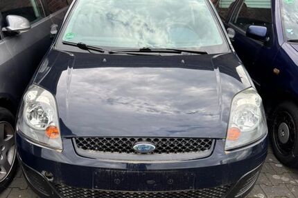 Ford Fiesta 283.000 km 700 &euro; Köln 50829