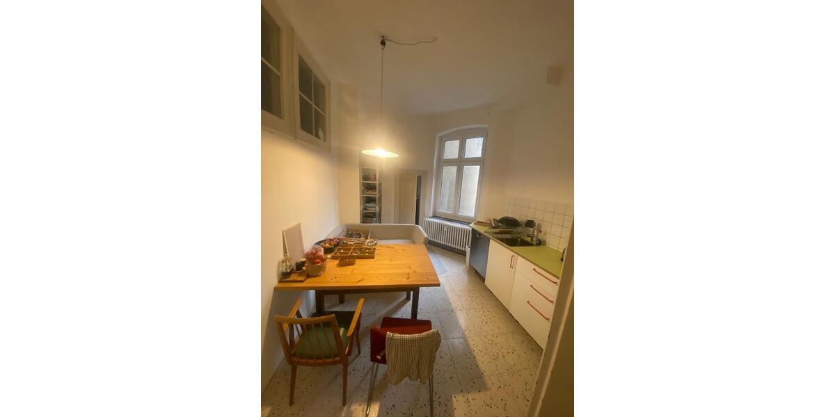 Etagenwohnung Köln Innenstadt - 4 Zimmer, 110 m&sup2;, 2.000&euro; | Angebot:25999442