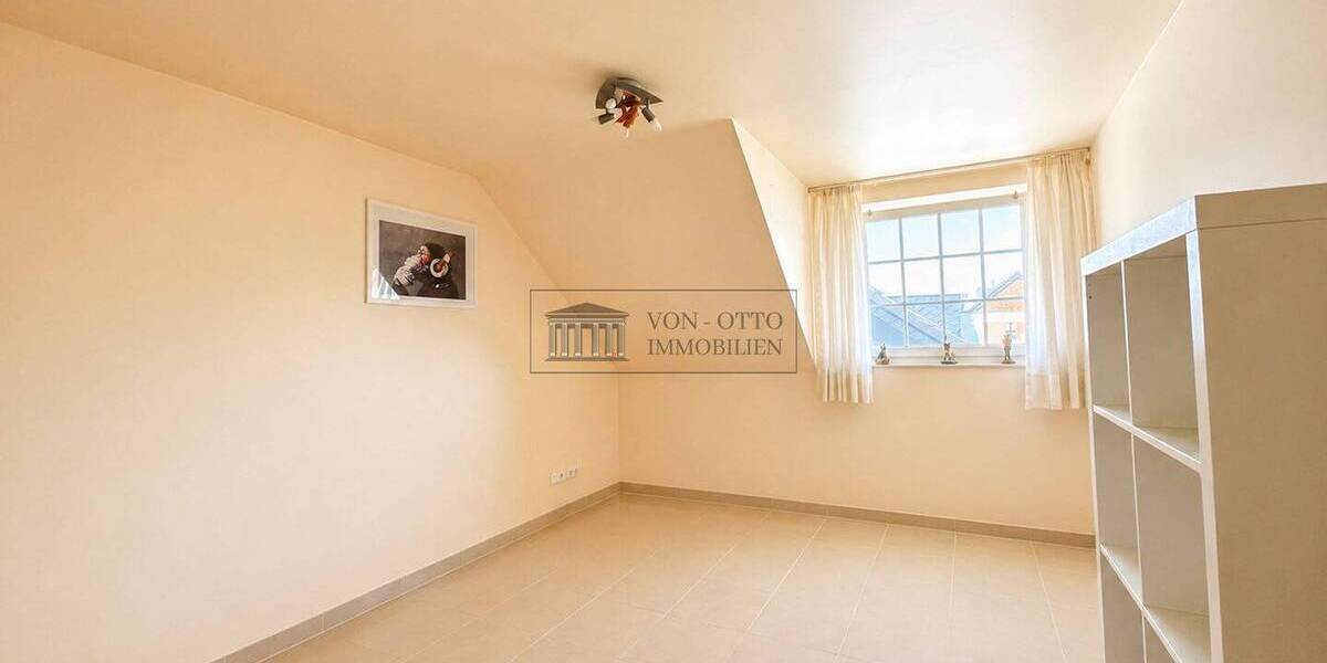 Mehrfamilienhaus, Wohnhaus Pulheim Sinnersdorf - 5 Zimmer, 150 m&sup2;, 719.000&euro; | Angebot:26763634
