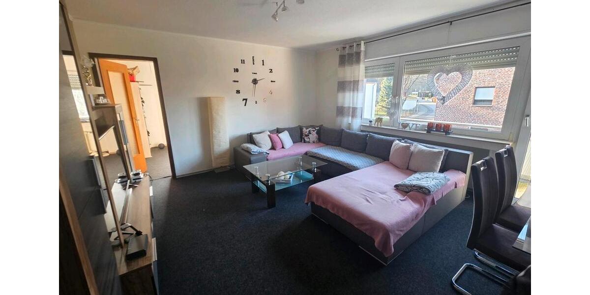 Etagenwohnung Grevenbroich - 4 Zimmer, 90 m&sup2;, 900&euro; | Angebot:25957362