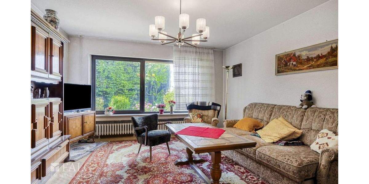 Reihenendhaus Köln Weiden - 5 Zimmer, 124 m&sup2;, 599.000&euro; | Angebot:25837043