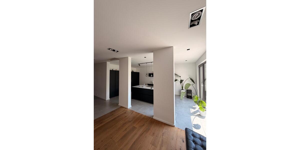 Einfamilienhaus Jülich - 8 Zimmer, 260 m&sup2;, 880.000&euro; | Angebot:26988876