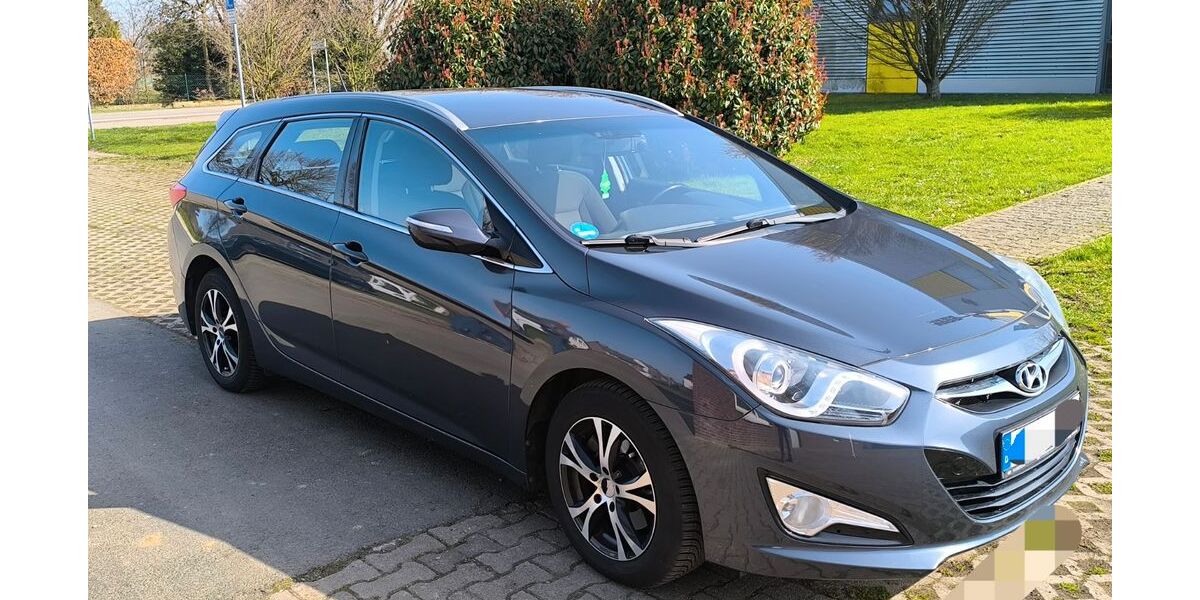 Hyundai i40 210.600 km 4.999 &euro; Jülich 52428