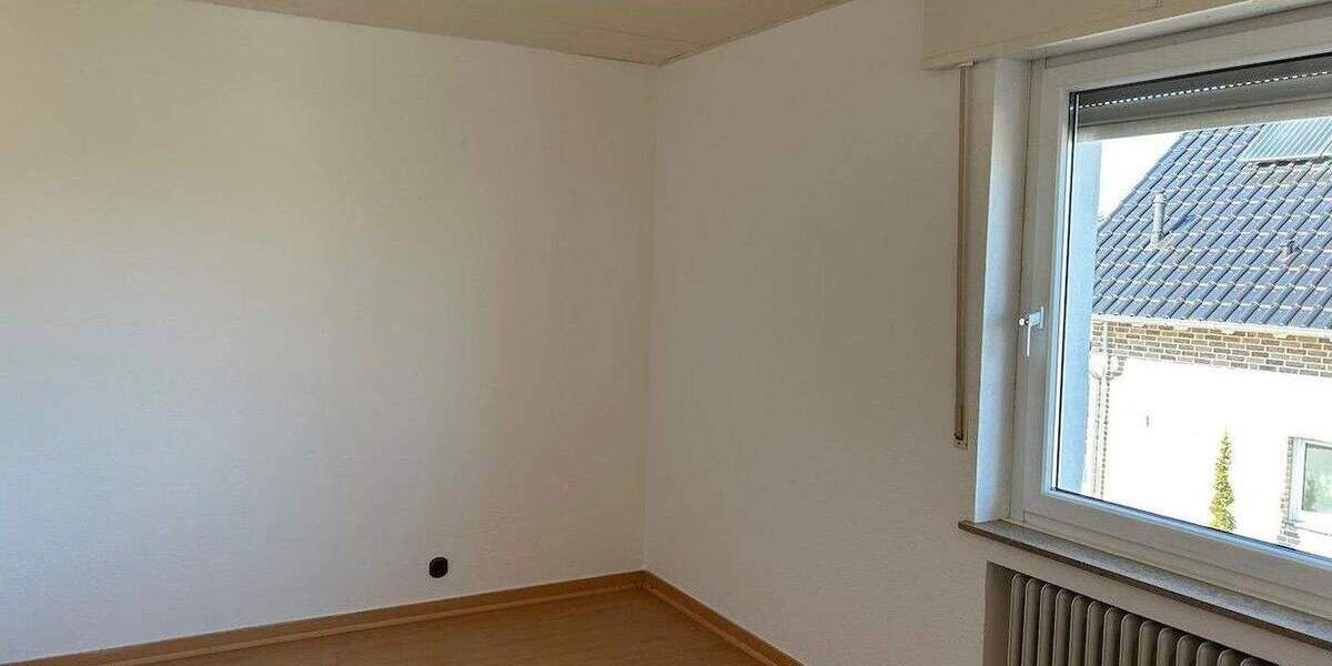 Einfamilienhaus Euskirchen-Elsig Elsig - 6 Zimmer, 150 m&sup2;, 360.000&euro; | Angebot:25824689