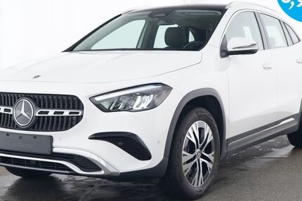 Mercedes-Benz GLA 200 10.984 km 37.880 &euro; Bornheim 53332