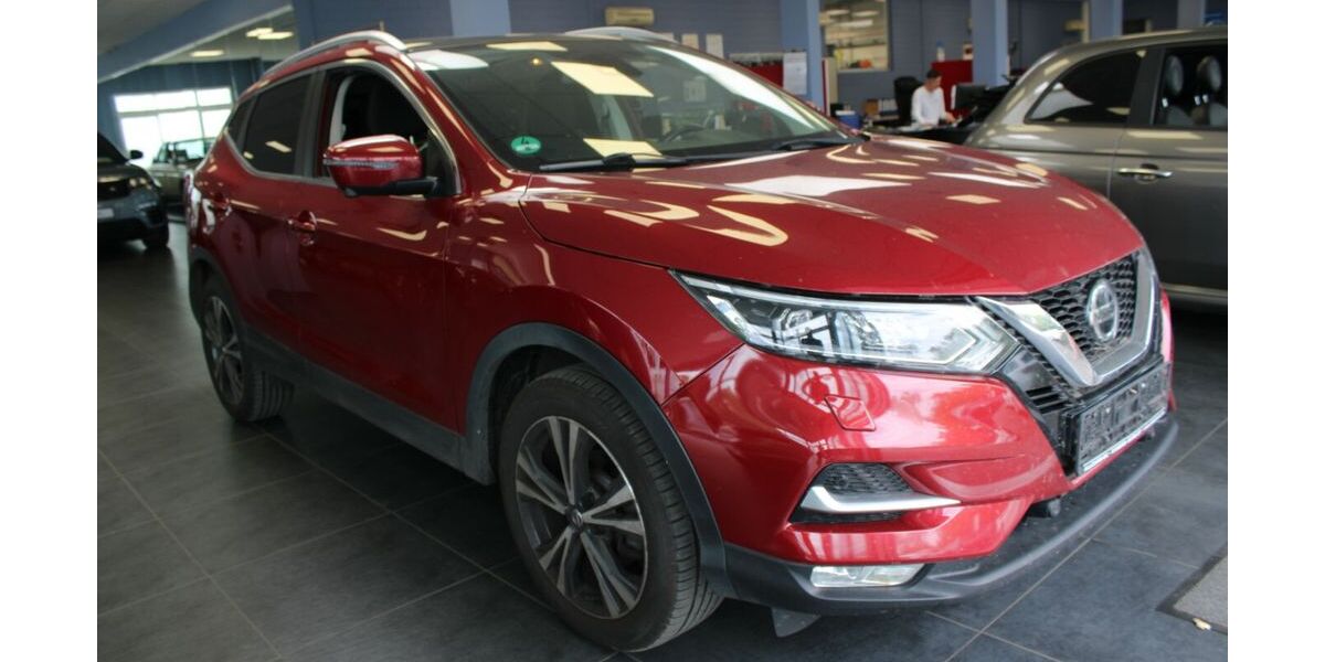 Nissan Qashqai 99.853 km 11.980 &euro; Euskirchen 53881