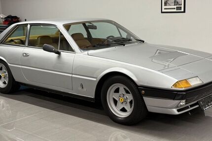 Ferrari 400 98.700 km 37.800 &euro; Köln 51149