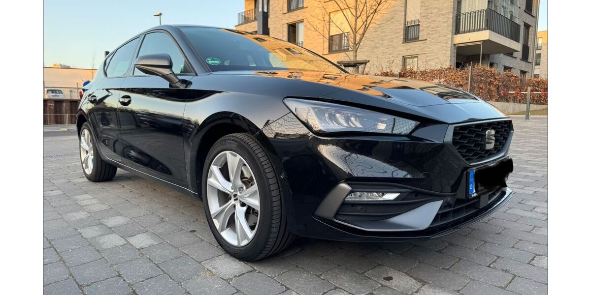 Seat Leon 89.500 km 16.950 &euro; Köln 50825
