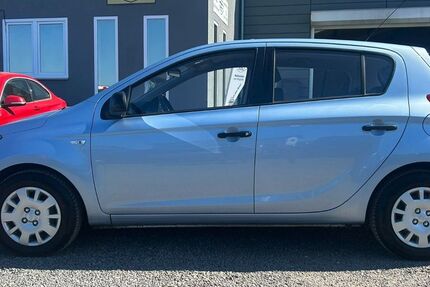 Hyundai i20 89.000 km 5.490 &euro; Euskirchen 53881