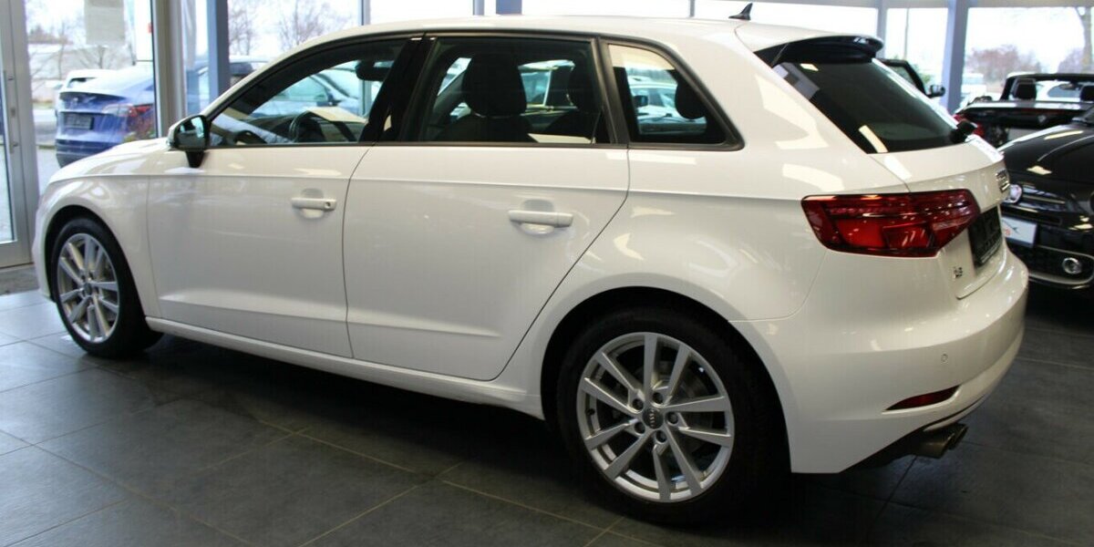Audi A3 40 TFSI Sprtback Quattro S tronic 104.810 km 21.480 &euro; Euskirchen 53881