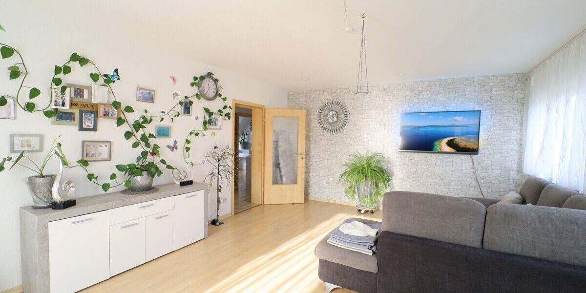 Mehrfamilienhaus, Wohnhaus Swisttal Heimerzheim - 6 Zimmer, 211 m&sup2;, 398.000&euro; | Angebot:25772205