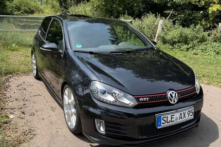 VW Golf 210.000 km 9.800 &euro; Zülpich 53909