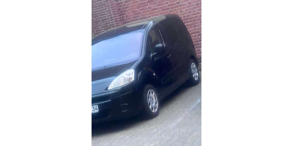 Peugeot Partner 180.000 km 3.200 &euro; Düren, Stadt 52351