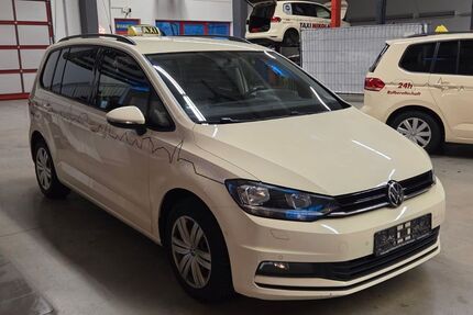 VW Touran 311.073 km 10.480 &euro; Euskirchen 53879