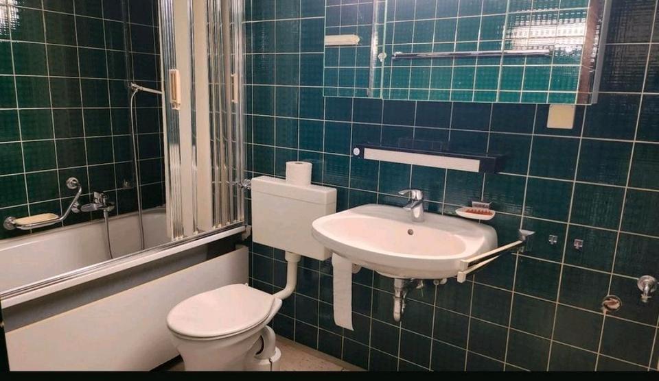 Etagenwohnung Leverkusen - 2 Zimmer, 63 m&sup2;, 850&euro; | Angebot:26008469