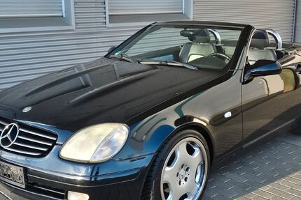 Mercedes-Benz SLK 200 223.000 km 2.390 &euro; Düren 52349